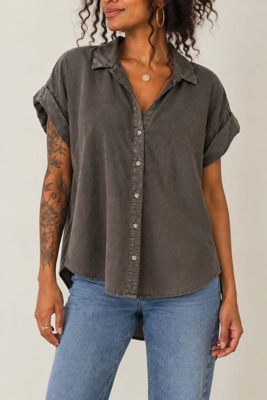 Thread + Supply Short Sleeve Button Down Shirt Gray Denim Blouse Top, Size S